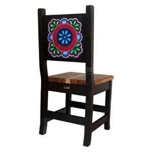 SILLA FLOR HUICHOL