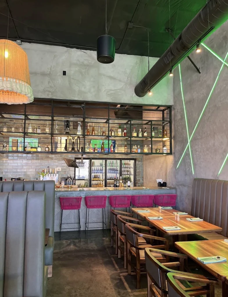 muebles modernos para restaurante mexicano