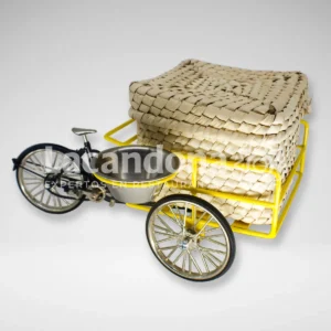 Triciclo Miniatura para Restaurante